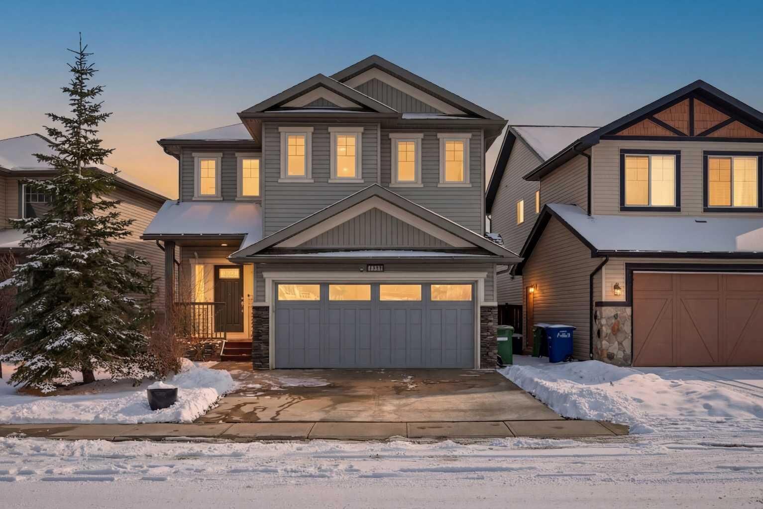 Property Photo:  1153 Kingston Crescent SE  AB T4A 0G1 
