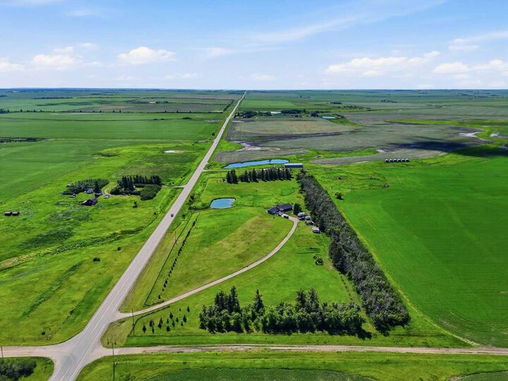 Property Photo: 274006 Township Road 262 AB T4Z 1H6