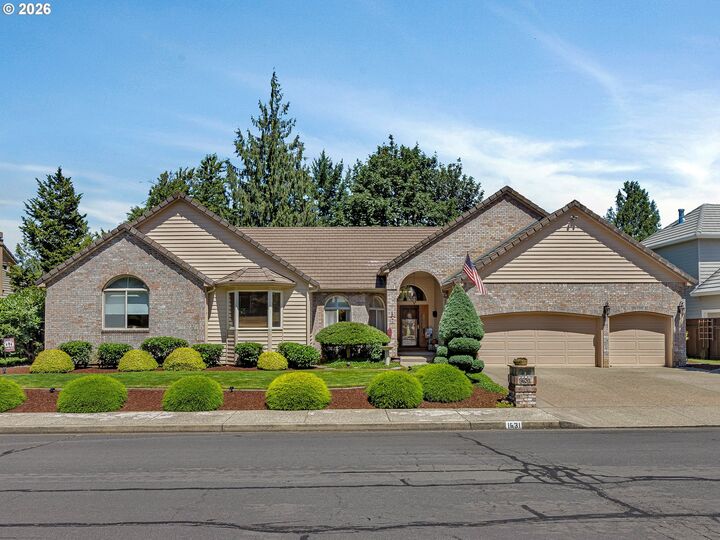 Property Photo:  1631 NW Lacamas Dr  WA 98607 