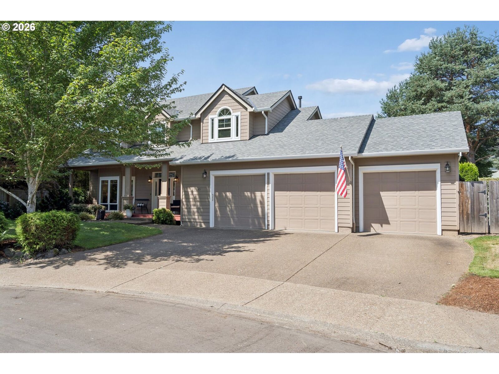 Property Photo:  29545 SW Queens Ct  OR 97070 