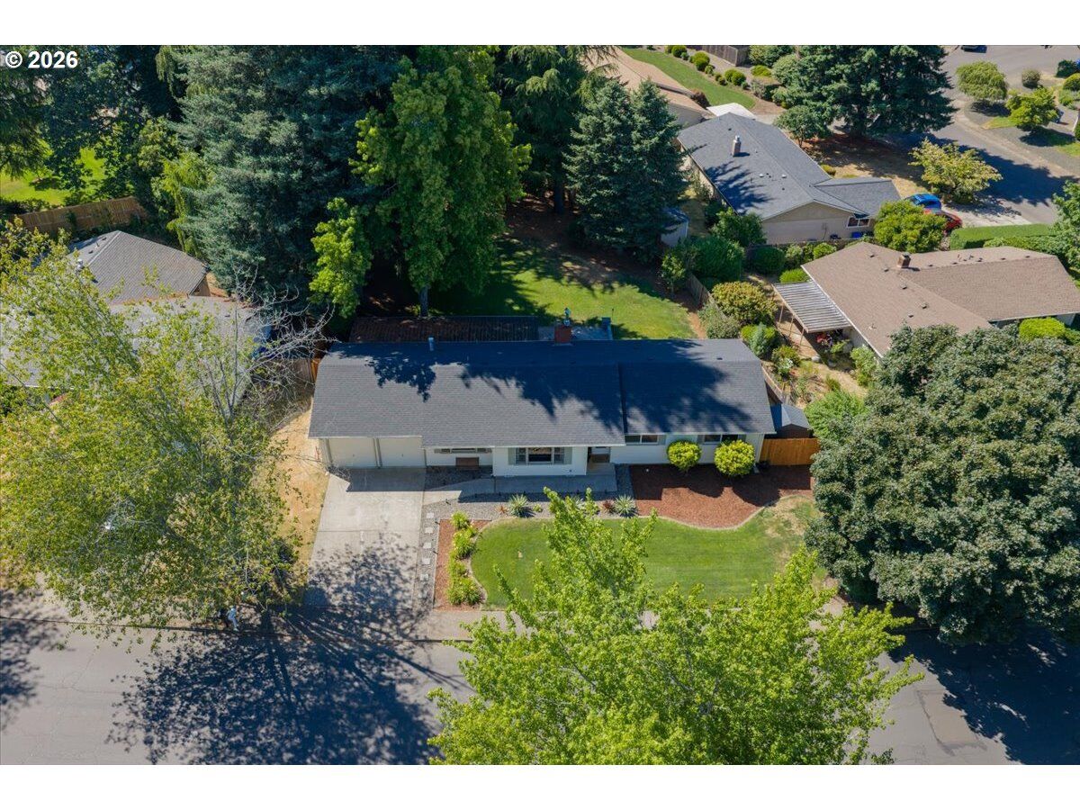 Property Photo:  4805 Justice Way S  OR 97302 
