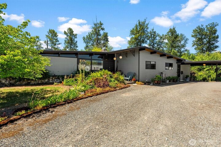 Property Photo:  502  Beckett Lane SW  WA 98360 