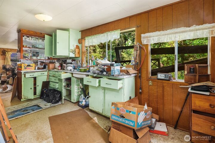 Property Photo:  20206  Old Owen Road  WA 98272 