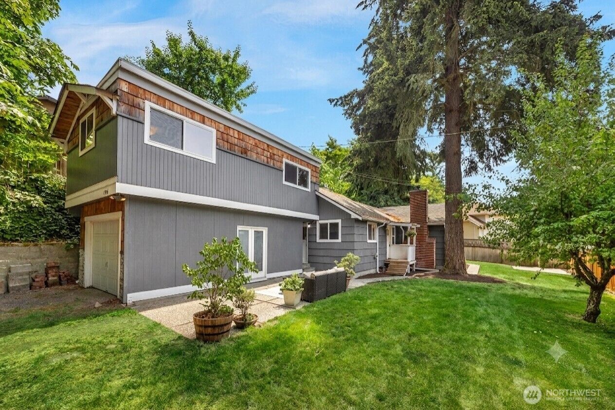 Property Photo: 17806 83rd Place NE WA 98028