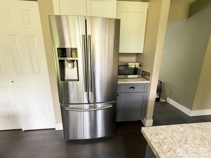 Property Photo:  20611 SE 135th Street  WA 98027 