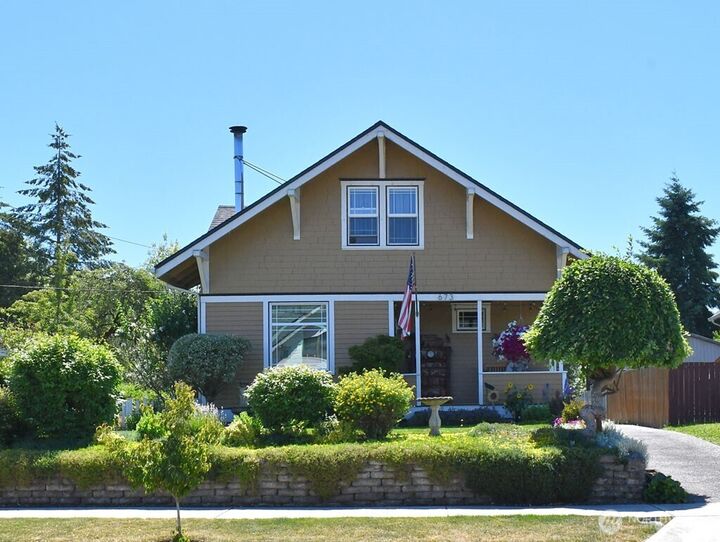Property Photo:  673 SW Chehalis Avenue  WA 98532 