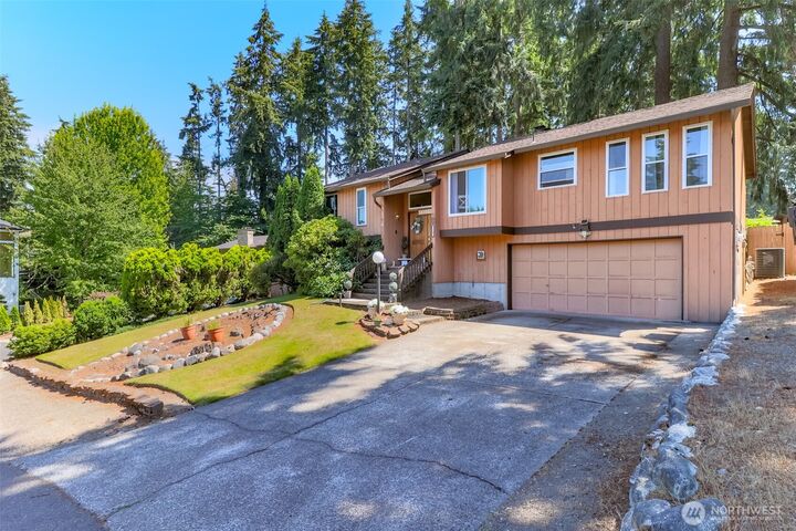 Property Photo:  3542  71st Avenue W  WA 98466 