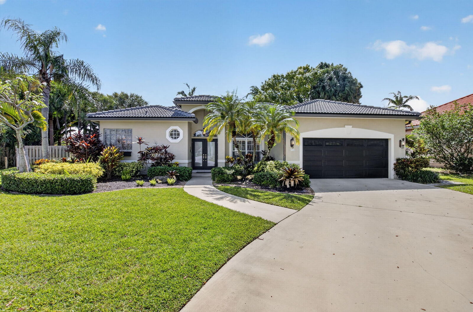 Property Photo:  1365 E Barwick Ranch Circle  FL 33445 