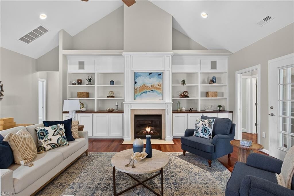 Property Photo:  204 Castleberry Dr  VA 23322 