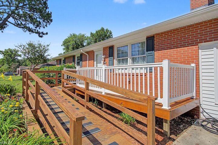 Property Photo:  106 Crandol Dr  VA 23693 