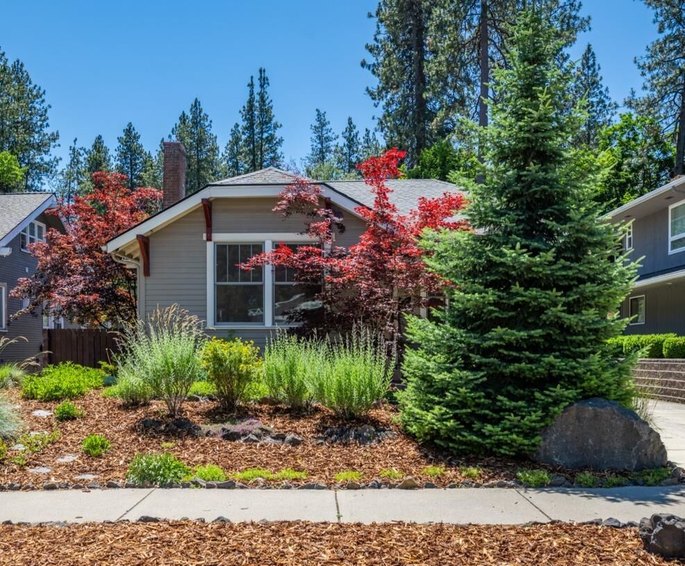 Property Photo: 107 W 18th Ave WA 99203