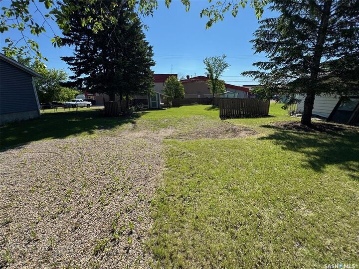 Property Photo:  409 3rd Avenue N  SK S0K 2Z0 