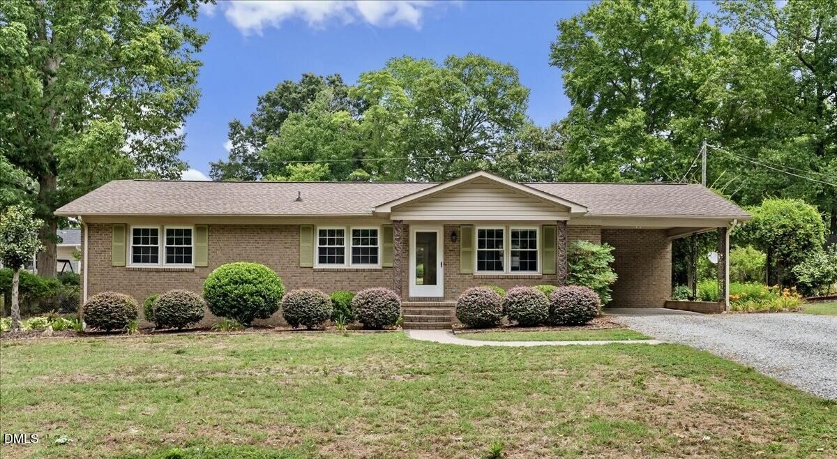 Property Photo:  2580 Barwick Drive  NC 27704 