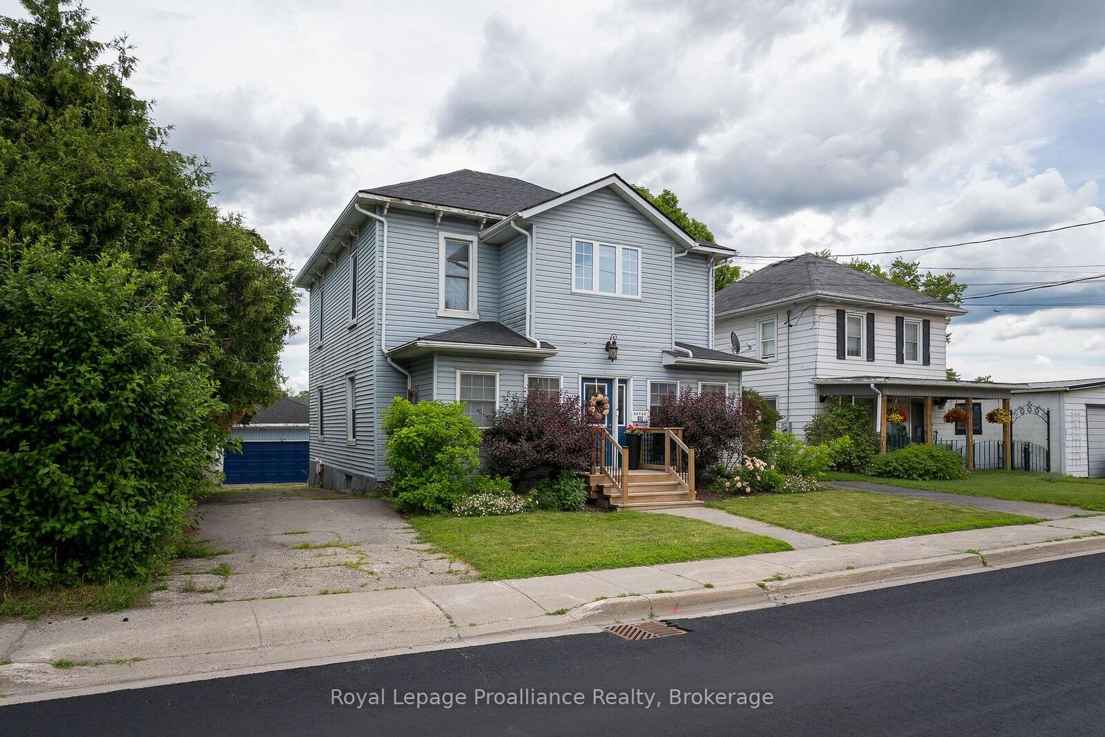 Property Photo:  13 South Trent Street  ON K0K 2C0 