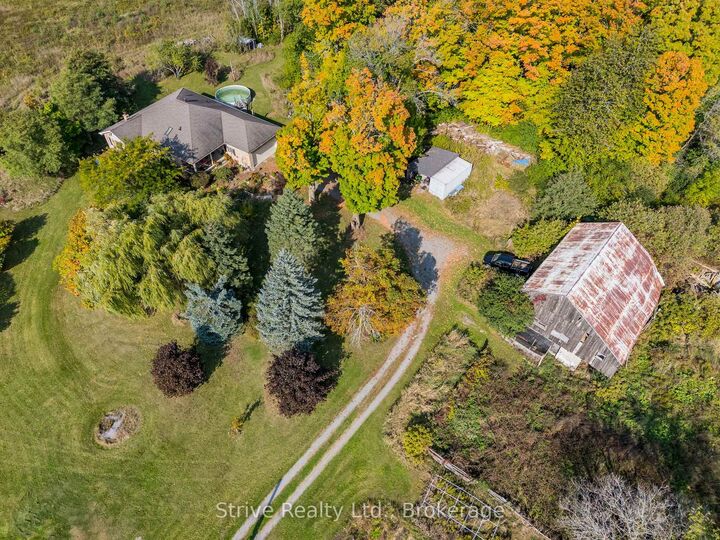 Property Photo: 996 Third Line ON K0L 1B0