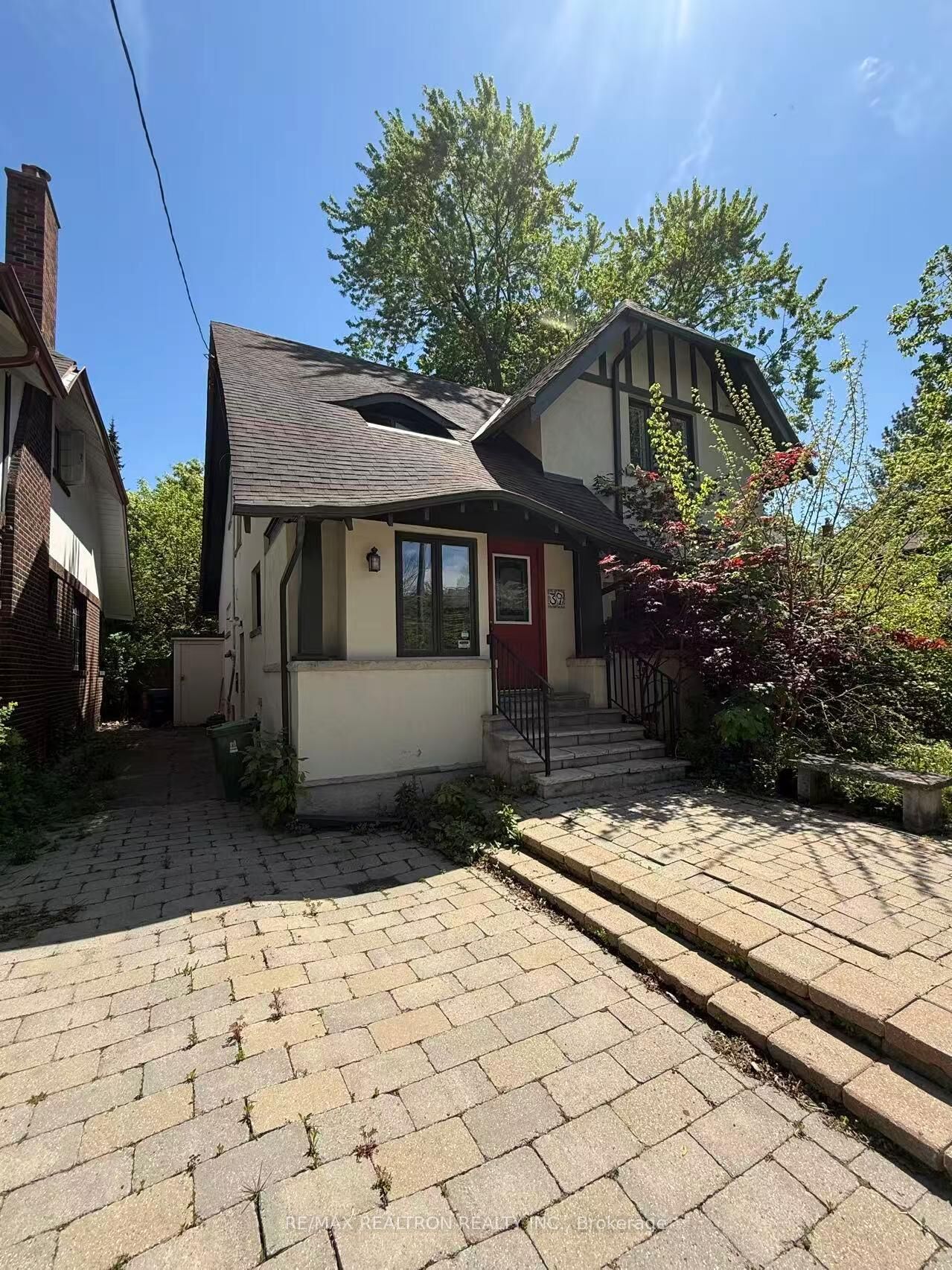 Photo de la propriété:  39 Austin Terrace  ON M5R 1Y2 