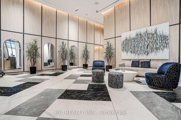 Property Photo: 395 Bloor Street E 3902 ON M4W 1H7