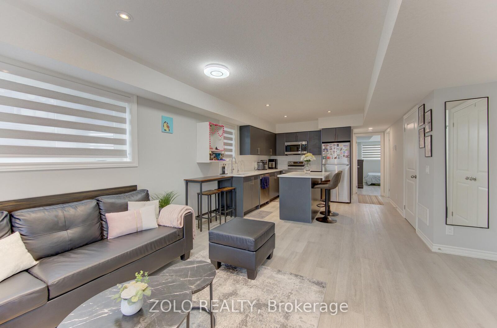 Property Photo:  235 Chapel Hill Drive 14  ON N2R 0S4 