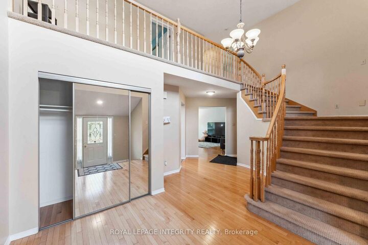 Photo de la propriété:  48 Depper Place  ON K1T 3L4 