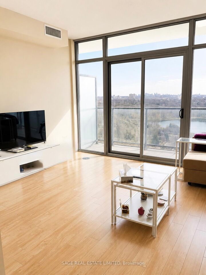 Property Photo:  105 The Queensway N/A 2712  ON M6S 5B5 