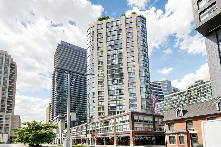 Photo de la propriété:  24 Wellesley Street W 306  ON M4Y 2X6 