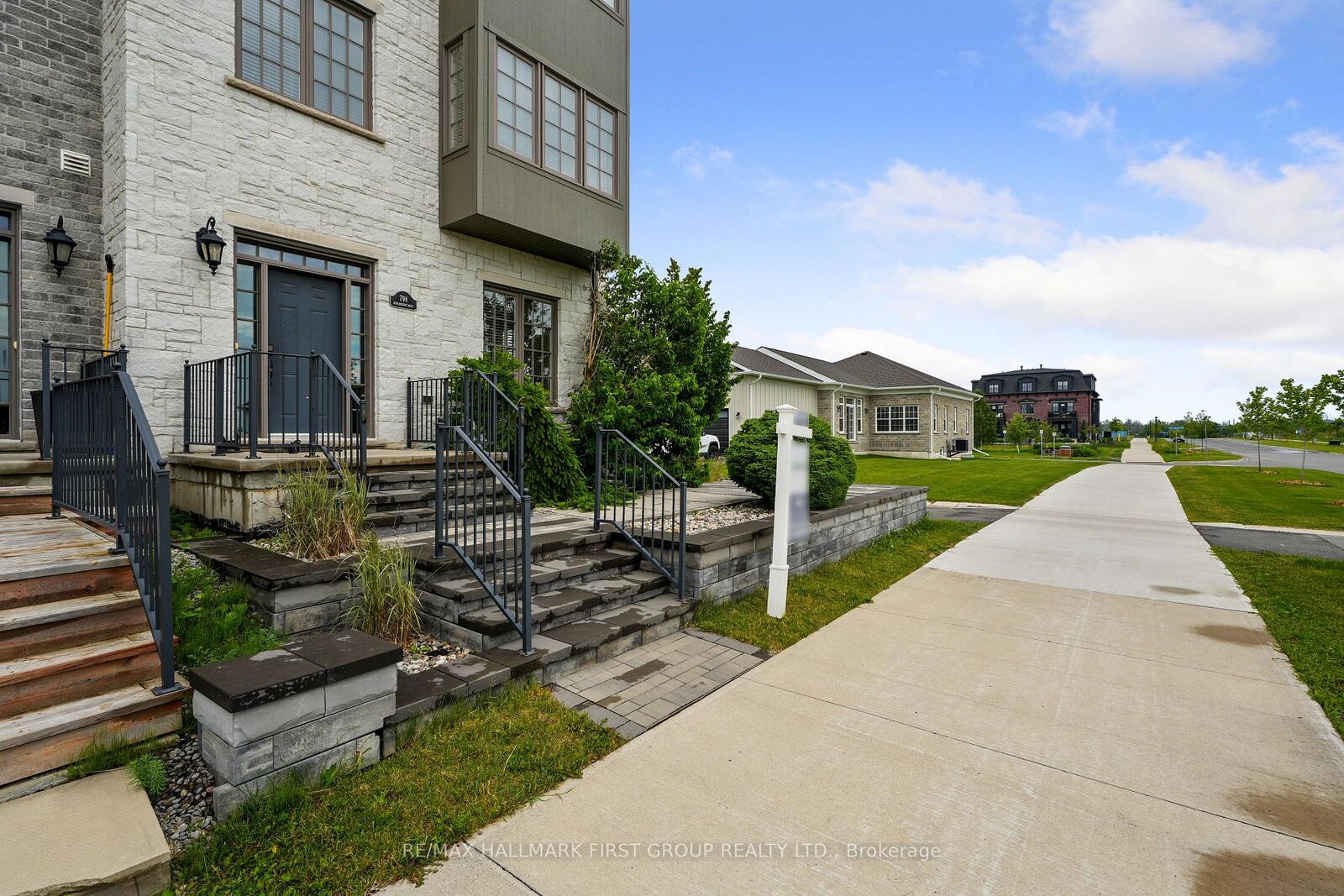 Property Photo: 798 New Amherst Boulevard ON K9A 0G5