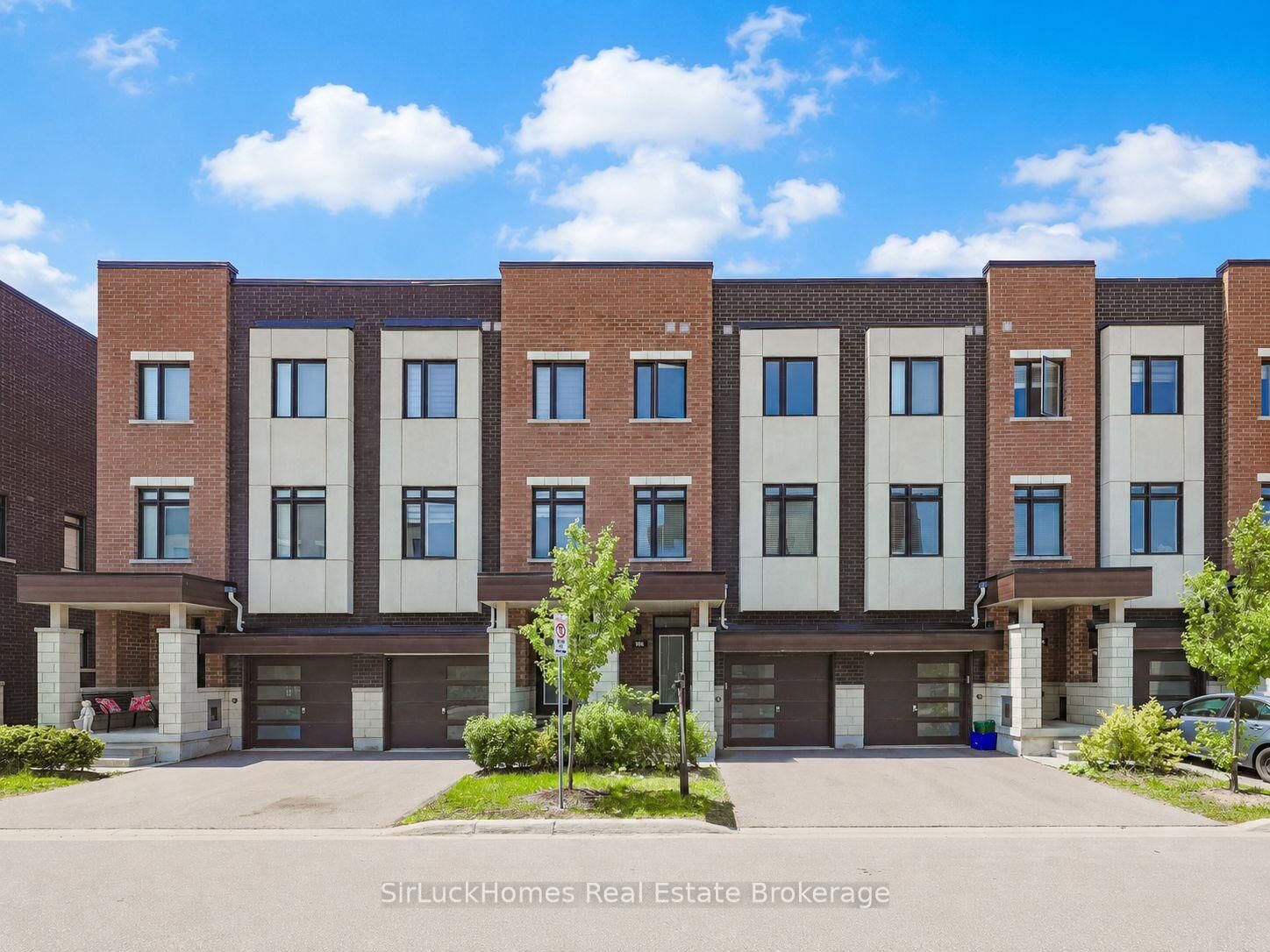 Property Photo:  906 Kicking Horse Path  ON L1J 0B4 