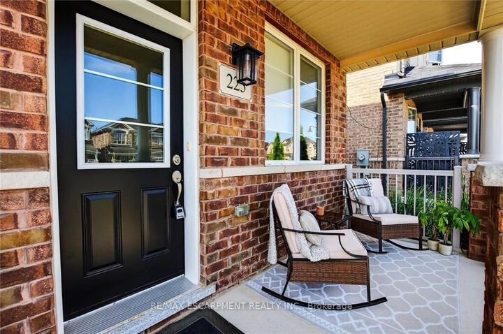 Property Photo:  225 Skinner Road  ON L0R 2H1 