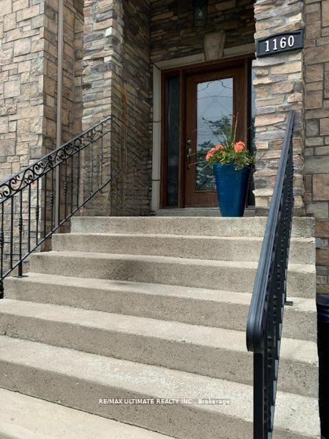 Property Photo: 1160 Islington Avenue ON M8Z 4S7