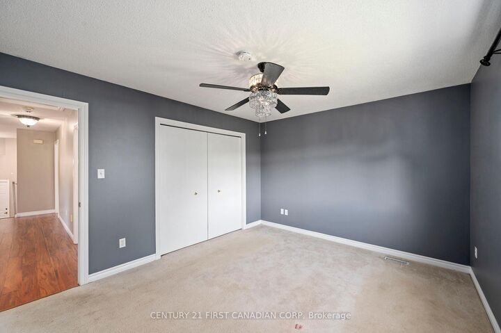 Property Photo: 1638 Marconi Boulevard ON N5V 5E4