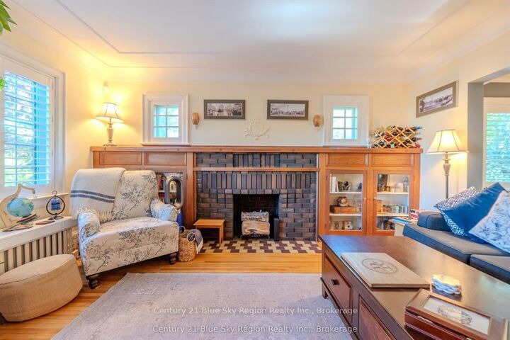 Property Photo:  430 Kehoe Street  ON P1B 5V6 
