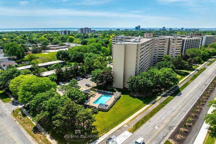 700 Dynes Road 1005 — photo 1