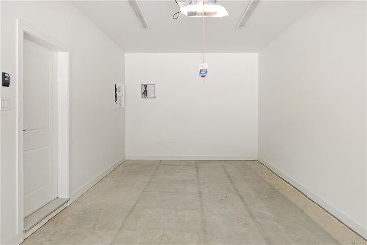 Property Photo: 112 Elk Rd BC V0R 2G0