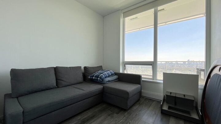 Property Photo:  4650 Brentwood Boulevard 5204  BC V5C 0M3 