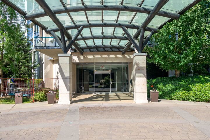 Property Photo: 6168 Wilson Avenue 1705 BC V5H 0B2