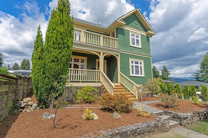 Property Photo: 848 E 6th Street BC V7L 1R7