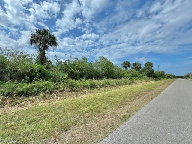 Property Photo:  39th Ave NW  FL 34120 