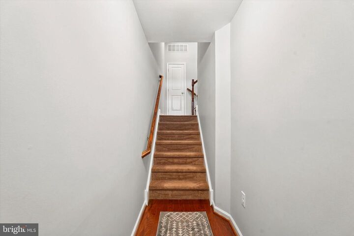 Property Photo:  407 Cope Court  PA 18960 