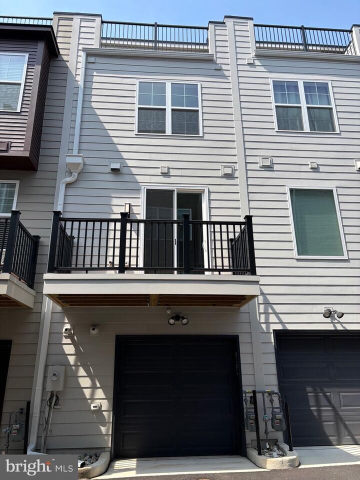 Property Photo:  7373 Arlington Boulevard  VA 22042 