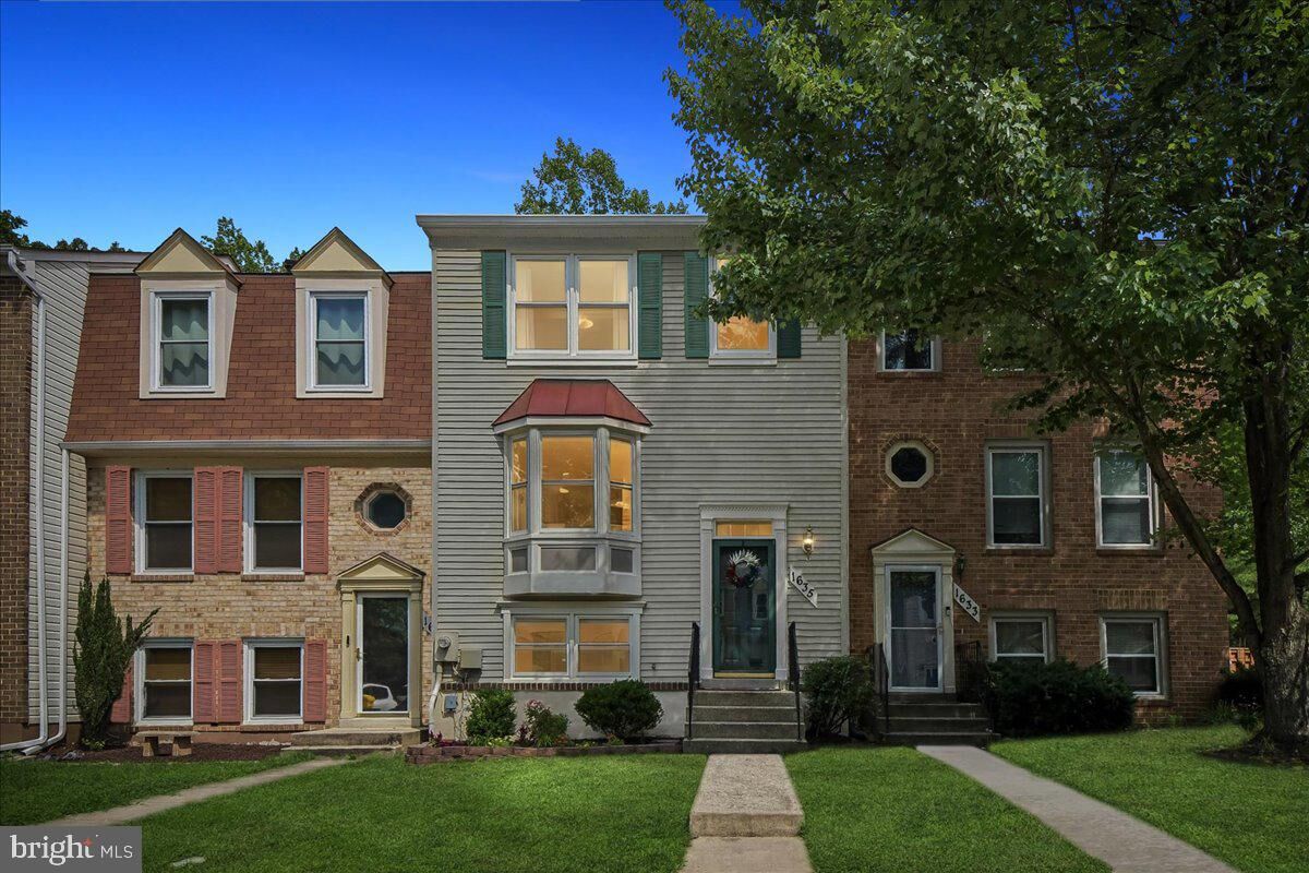 Property Photo:  1635 Howard Chapel Court  MD 21114 