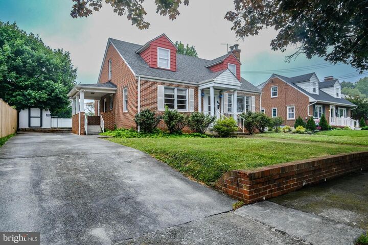 Property Photo: 419 Van Fossen Street VA 22601
