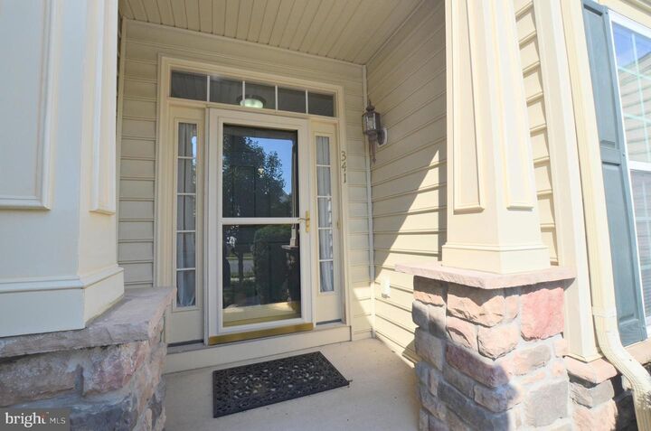 Property Photo:  341 Pierce Run  DE 19702 