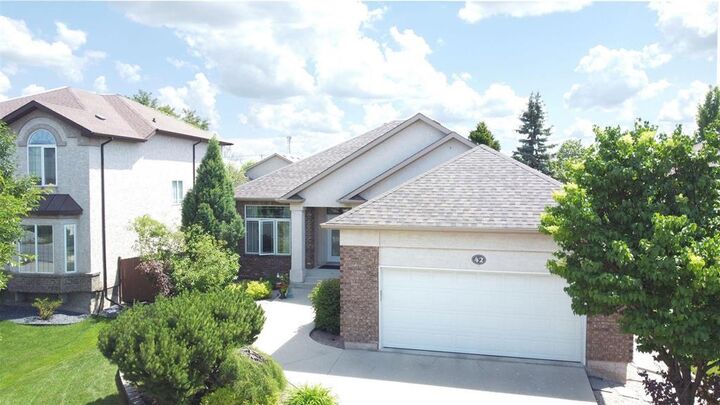 Photo de la propriété:  42 Ocean Ridge Drive  MB R3Y 1W6 