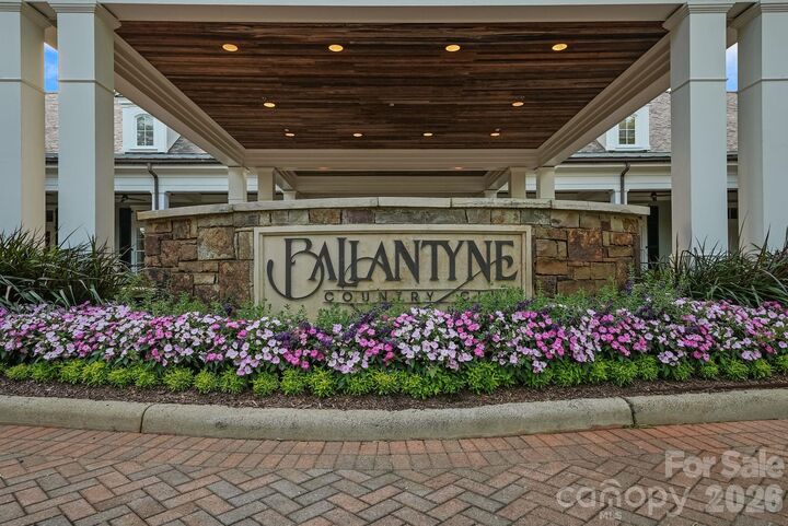 Property Photo:  10917 Lederer Avenue  NC 28277 