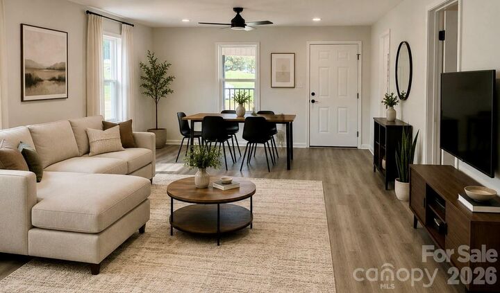 Property Photo: 1810 E Greenbriar Road NC 28677