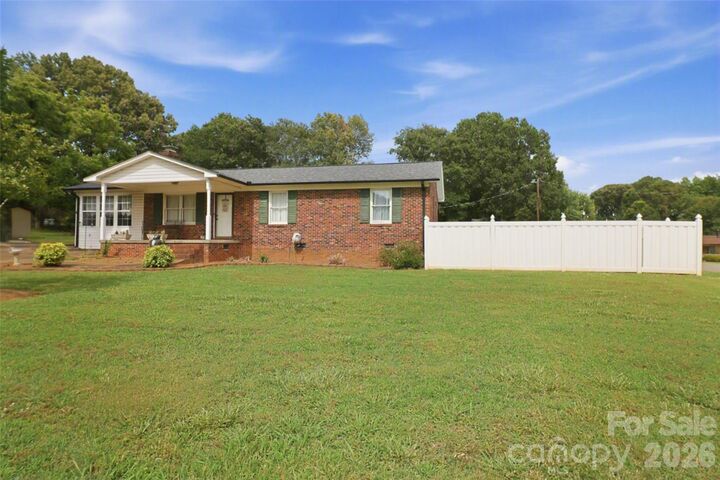Property Photo:  115 Arc Street  NC 28016 