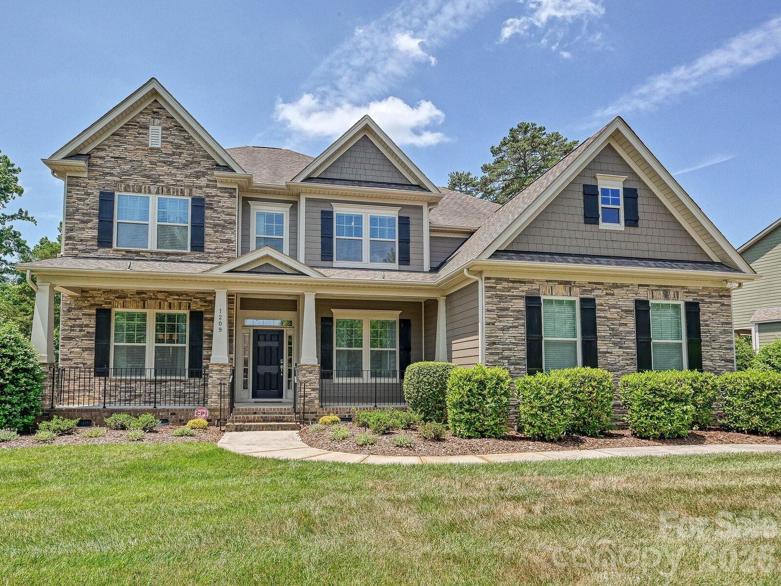 Property Photo:  1209 Vickery Drive  NC 28104 