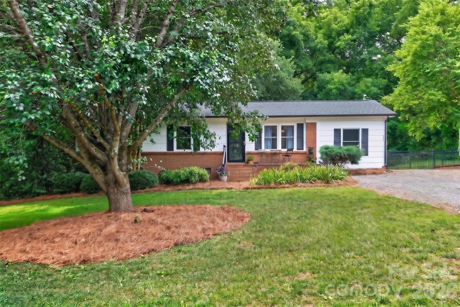 Property Photo: 835 Edgewater Drive NC 28012