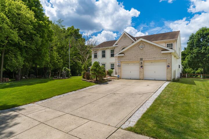 Property Photo: 315 Mackenzie Drive OH 43147