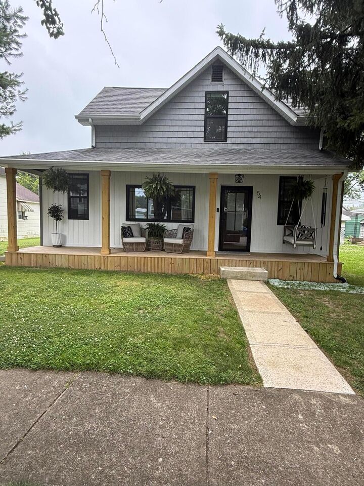 Property Photo:  54 W Canal Street  OH 43112 